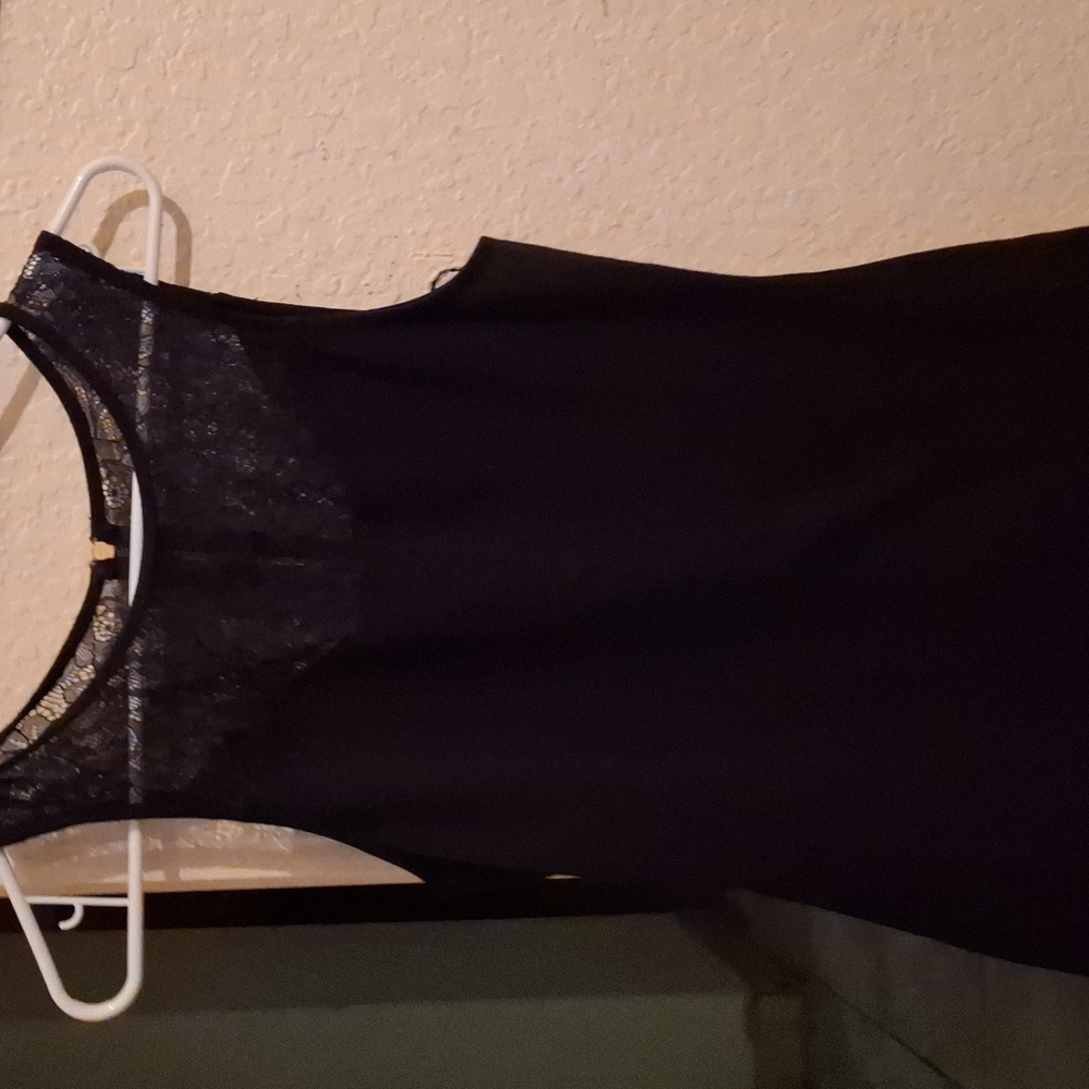 A laced top and black top